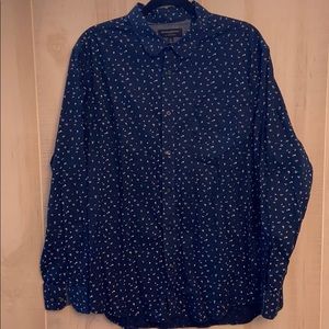 Banana Republic men’s button up dress shirt